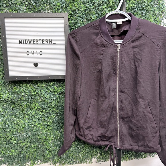 H&M Jackets & Blazers - (Sold) H&M light weight jacket